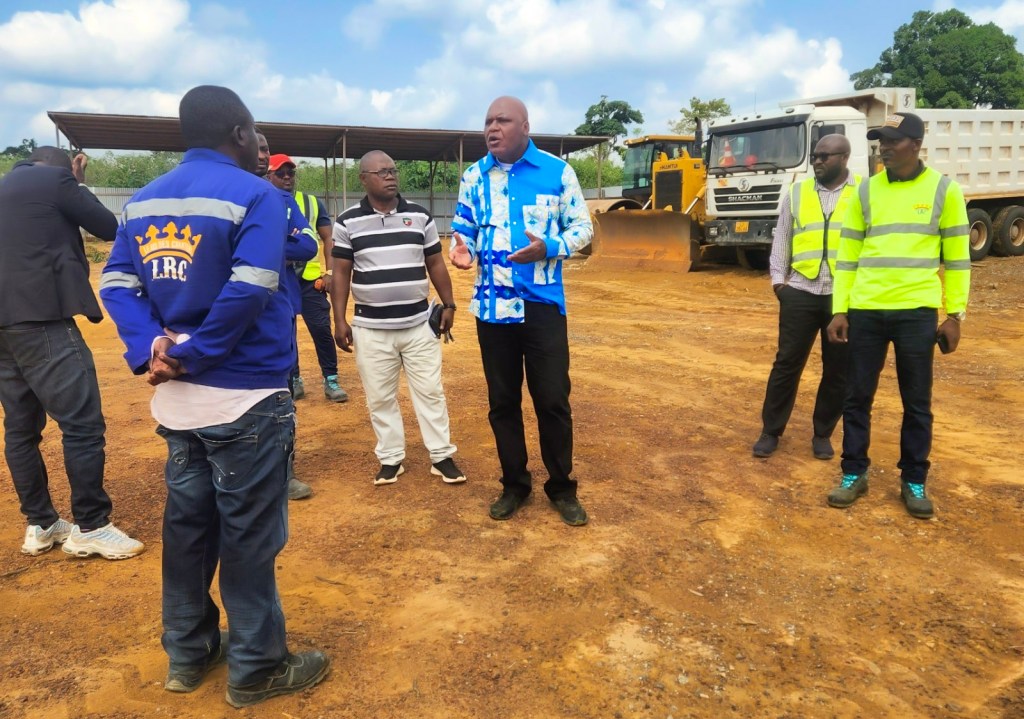 Woleu-Ntem : Bertrand Zibi sur le terrain pour Oligui&nbsp;Nguema